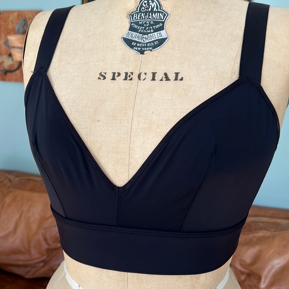 Parade Bra 32DD/E